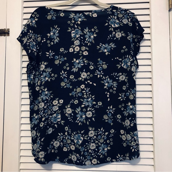 Premise Studio Navy Grey Print Polyester Short Sleeve L Top - Picture 2 of 4